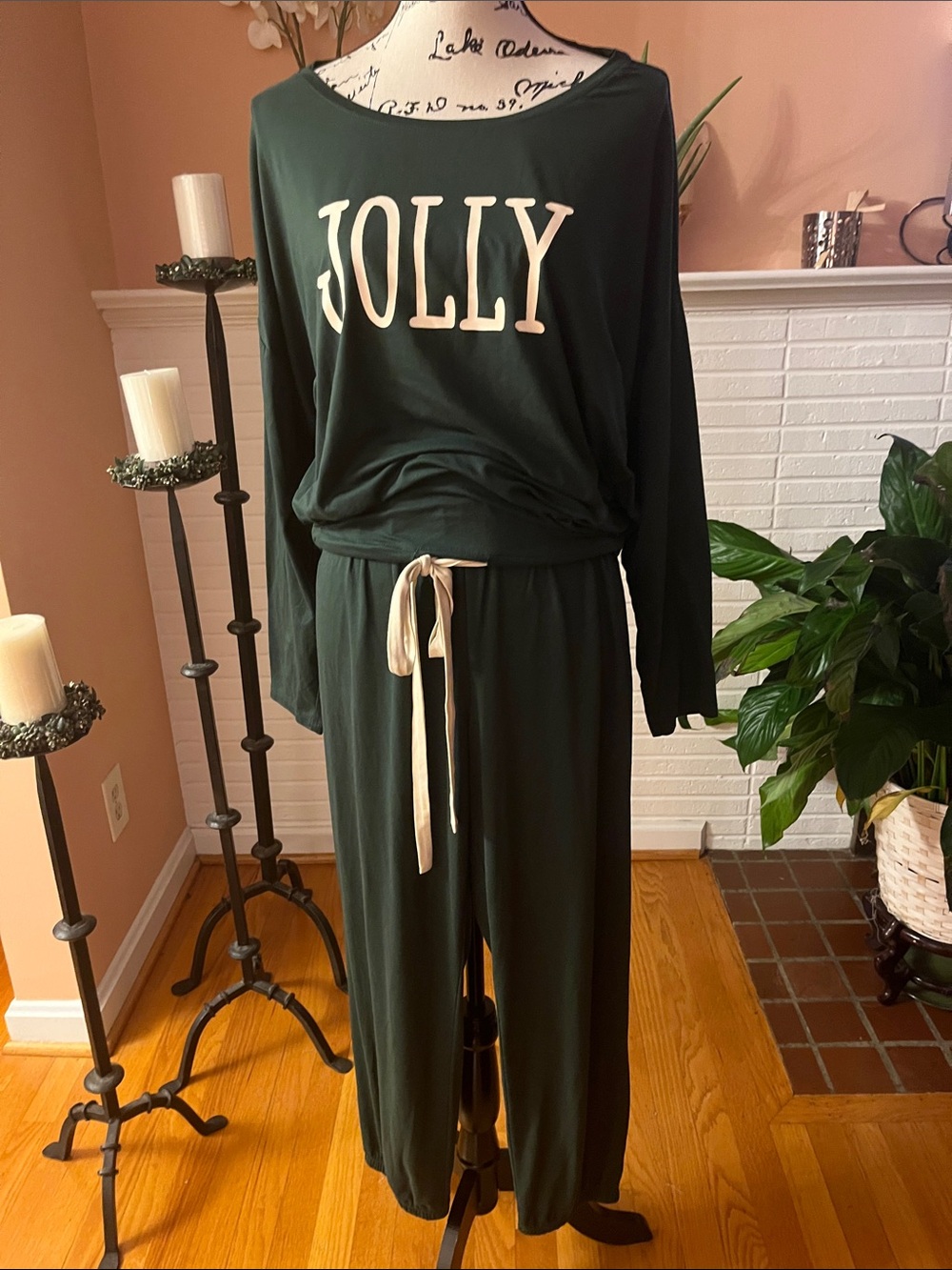 Jolly Green Long-Sleeve Women’s Lounge Set with Drawstring Size 1XP